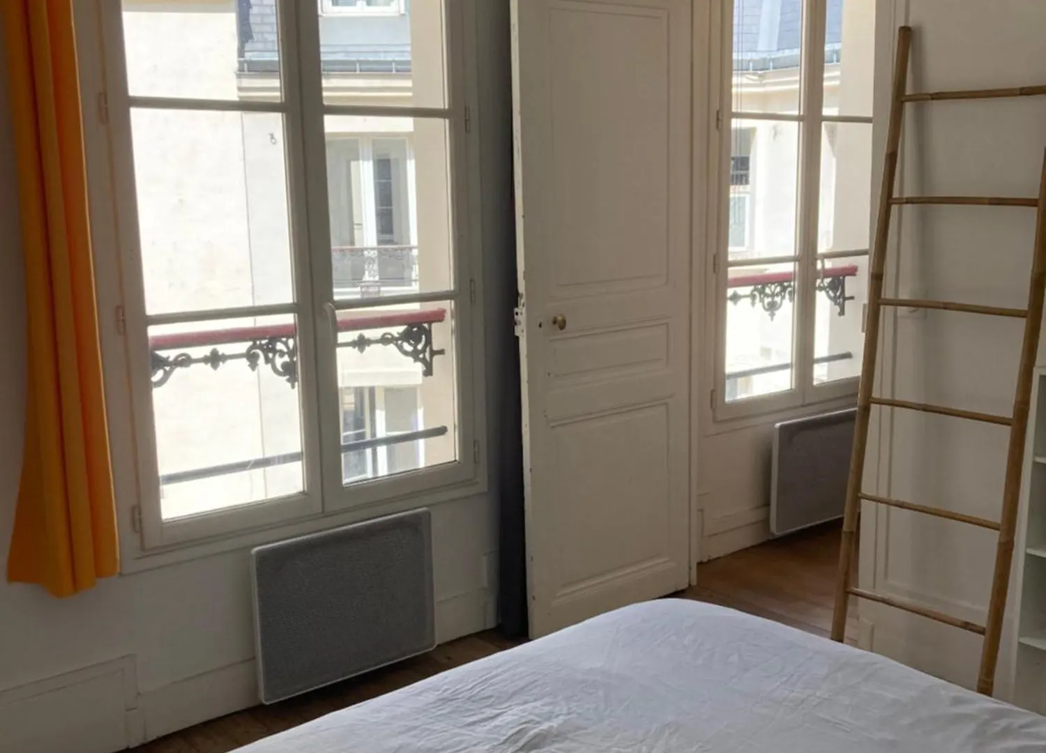 Beau 3 Pieces Lumineux A 5 Min De Montmartre Daire Paris